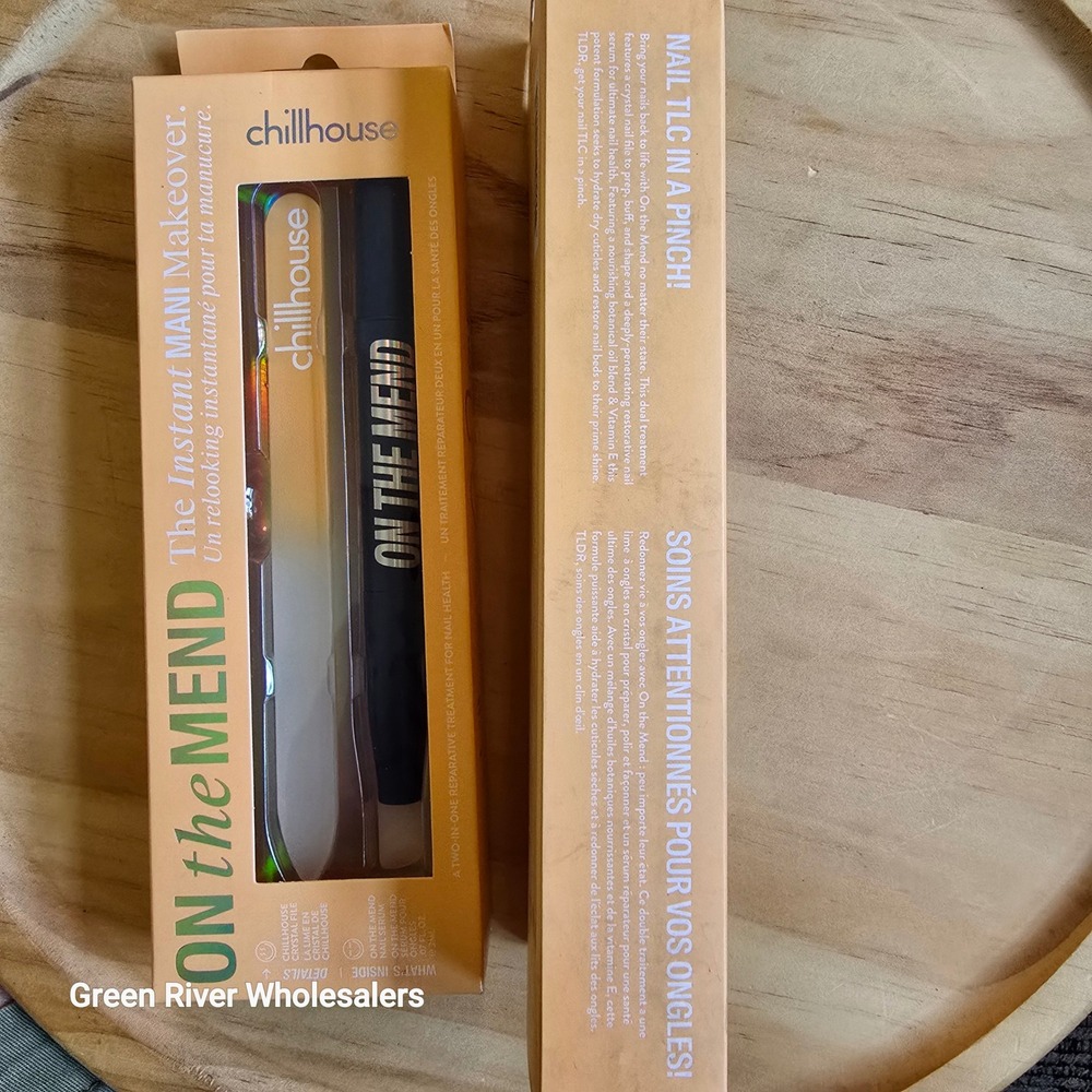 Chillhouse On The Mend Instant Mani Makeover Nail Serum & Crystal File Set NEW - Picture 2 of 3